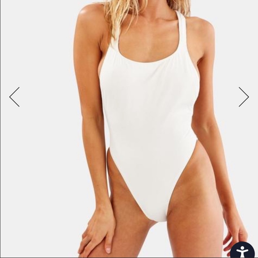 Solid and striped X re/done